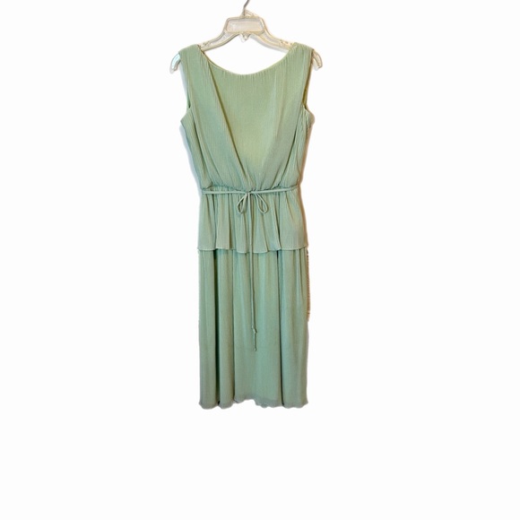 Emma Domb Size 10 Elegant Green Sleeveless Pleated Fully Lined Dress - Picture 2 of 6